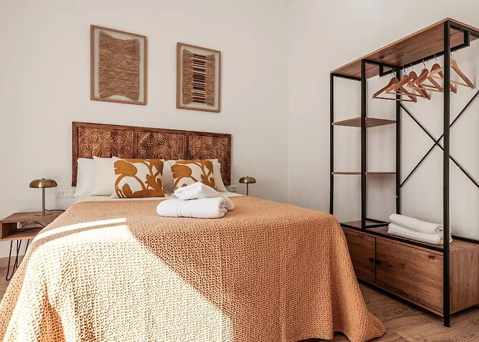 Pure Seville Elegance And Confort